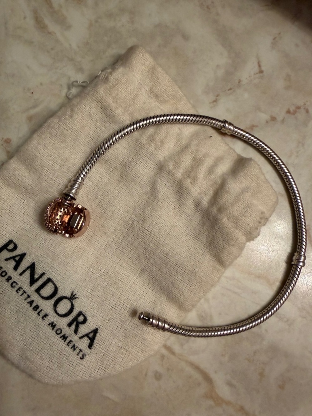 Pandora Pave Heart Clasp Snake Chain Bracelet - 925 silver and Rose gold - Picture 6 of 7